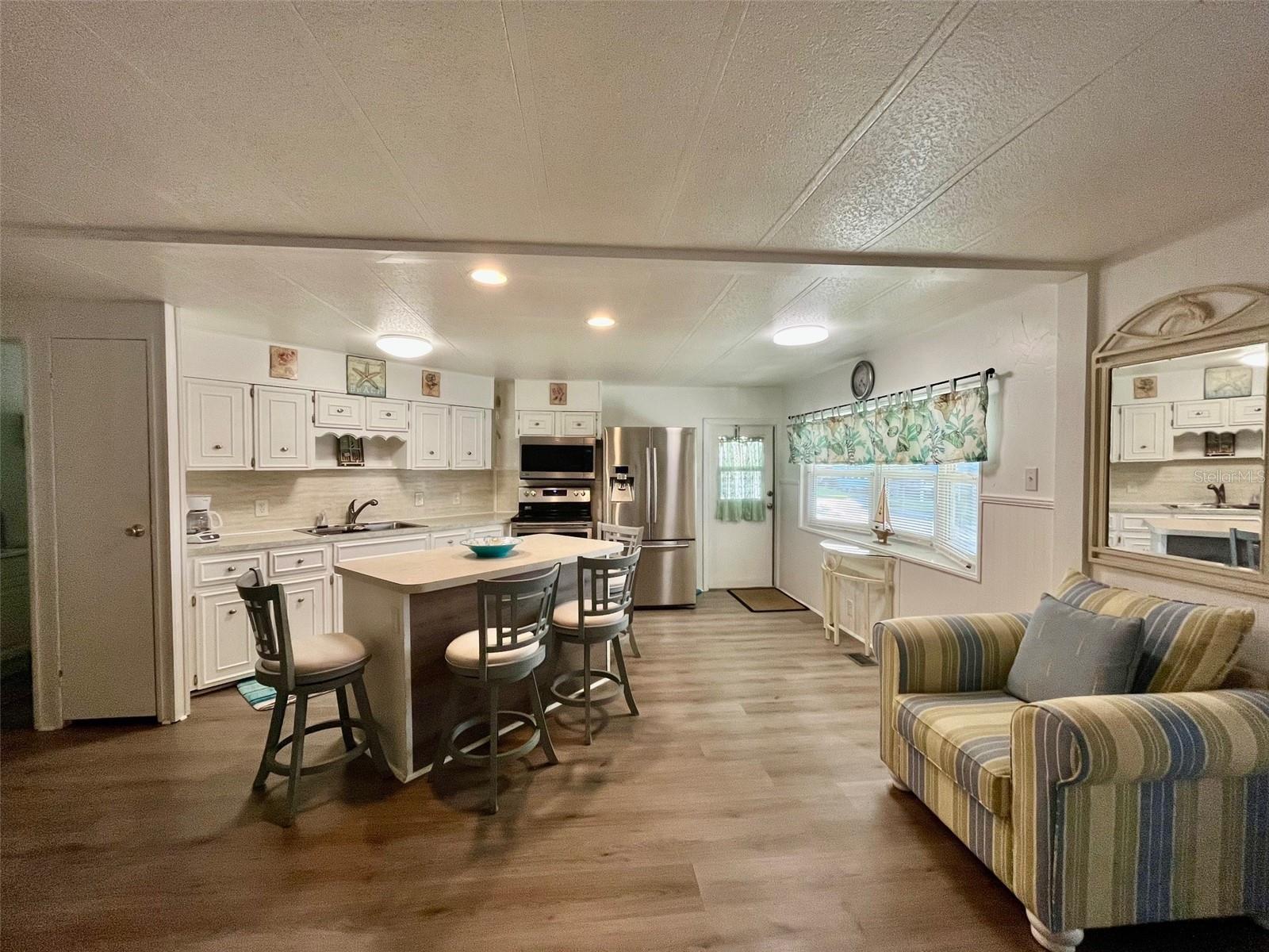 TARPON SHORES MOBILE HOME VILLAGE UNREC - Residential
