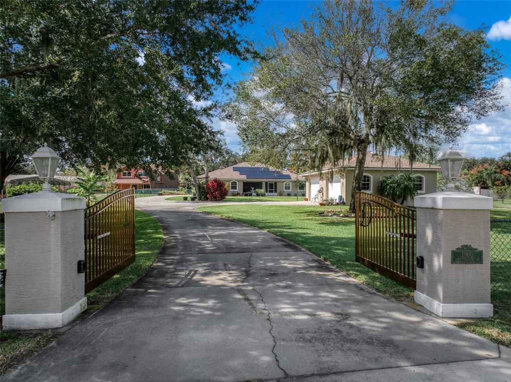 Photo of 1360 Lake Josephine Drive, Sebring, FL 33875 (MLS # A4669731)