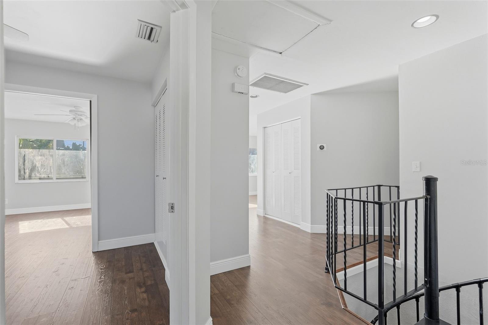 SHOREACRES CENTER - Residential