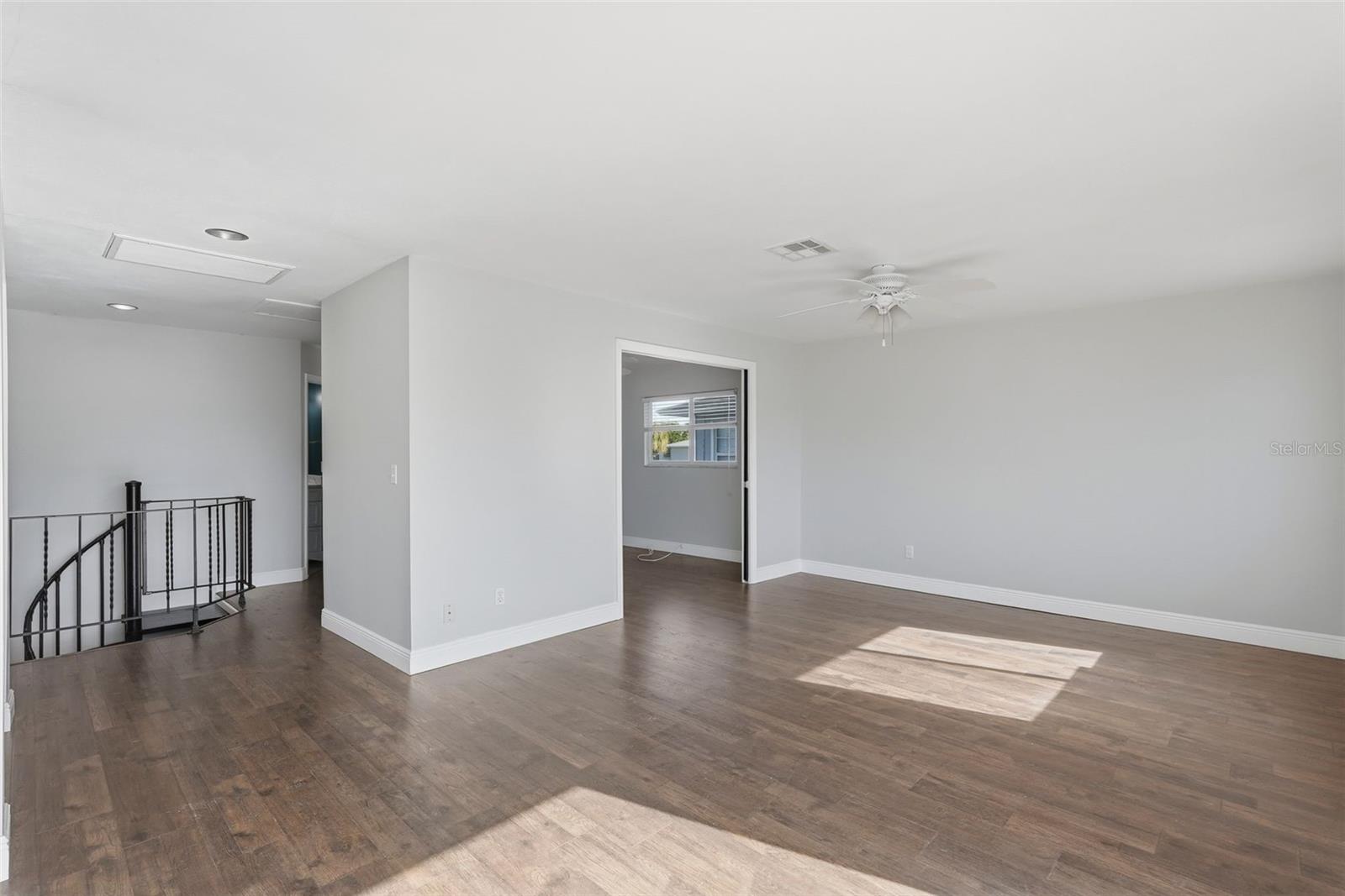 SHOREACRES CENTER - Residential