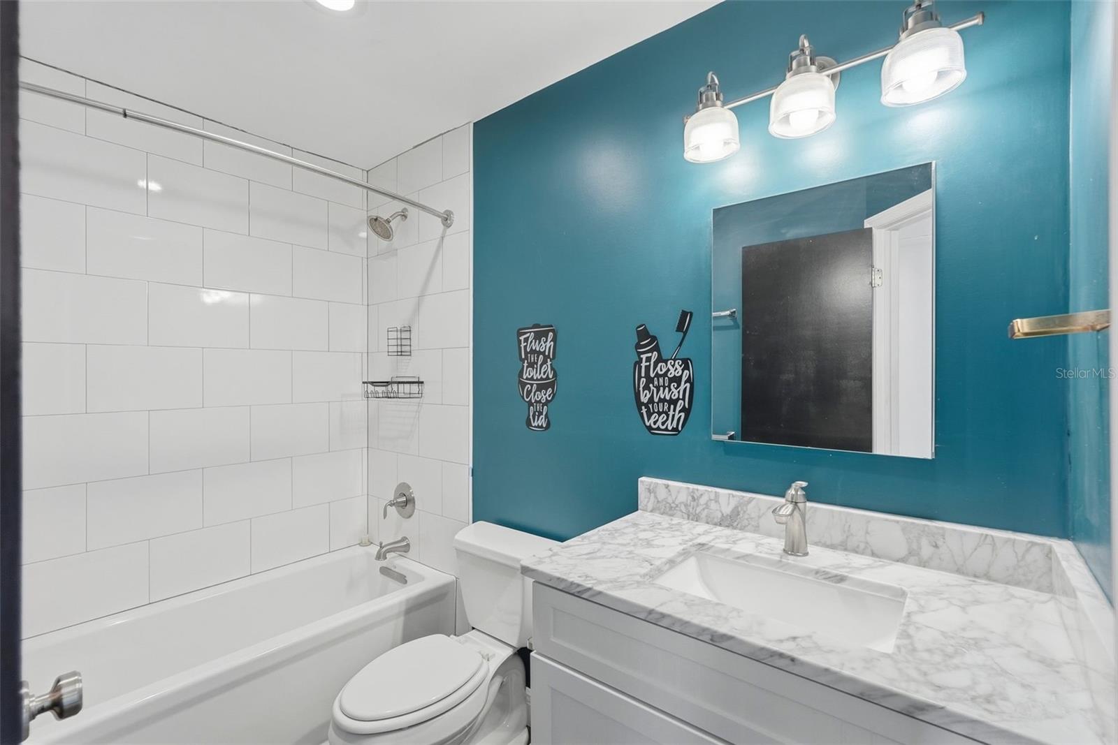 SHOREACRES CENTER - Residential