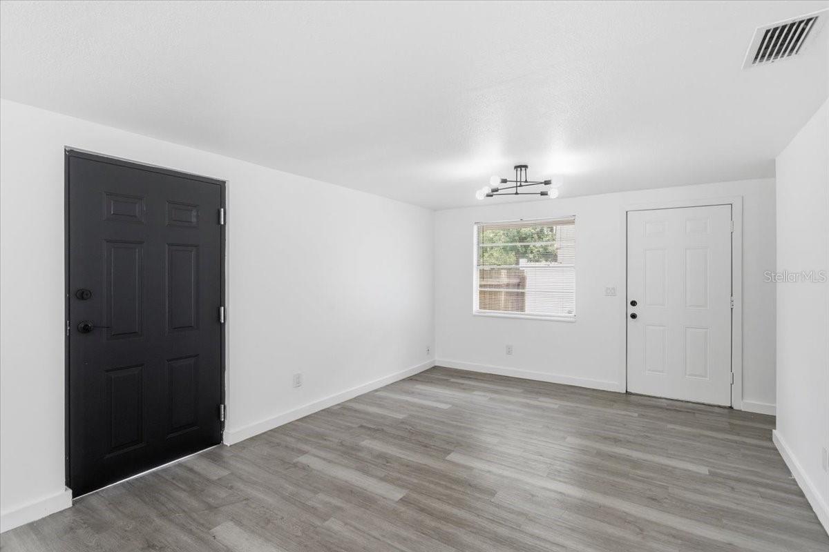 FERN CLIFF - Residential