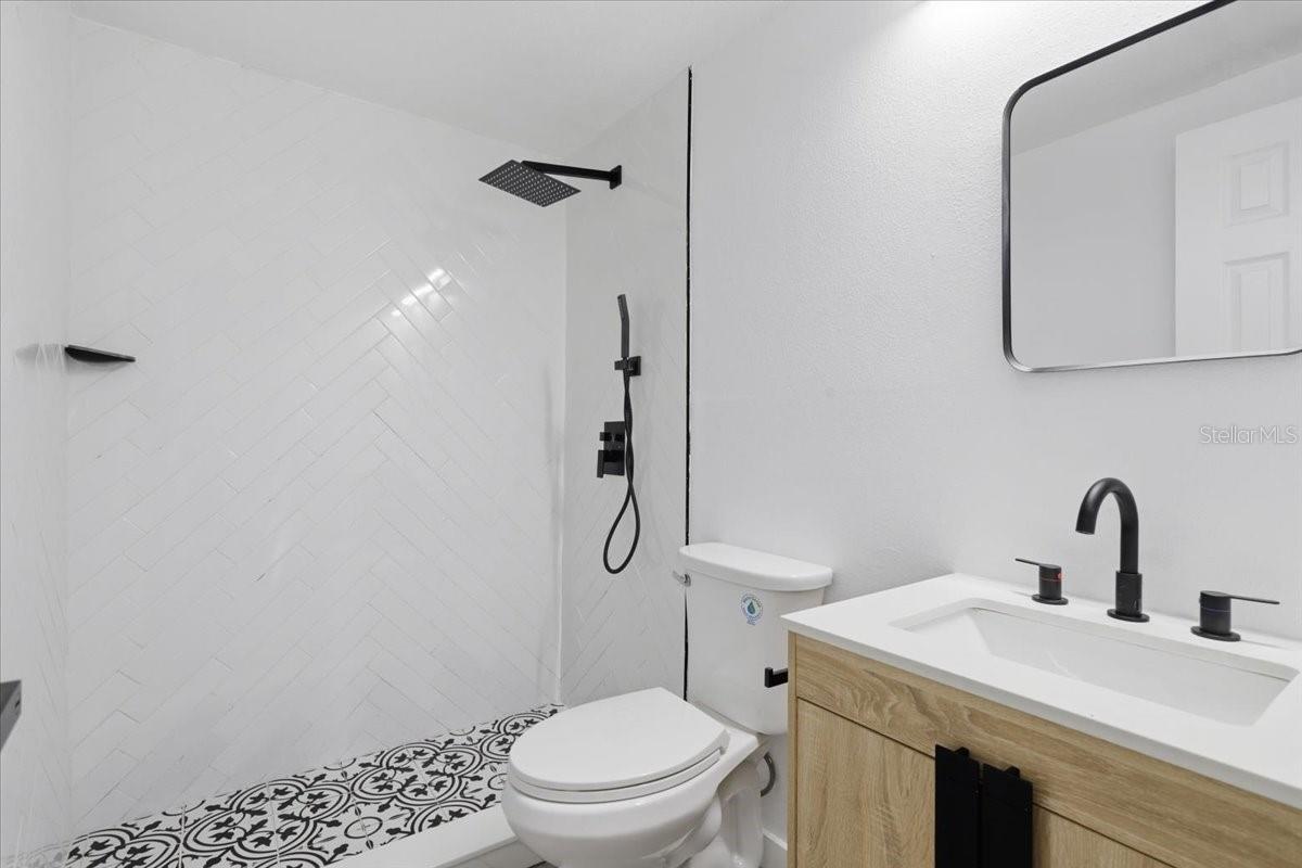 FERN CLIFF - Residential