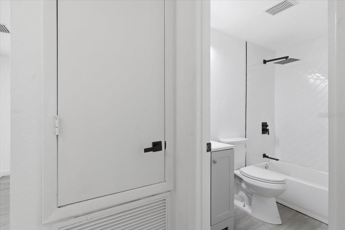 FERN CLIFF - Residential