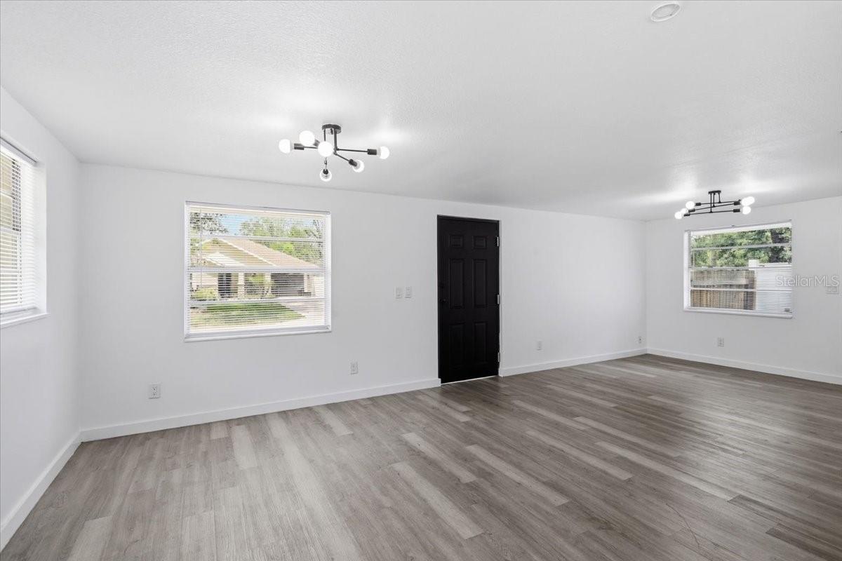 FERN CLIFF - Residential