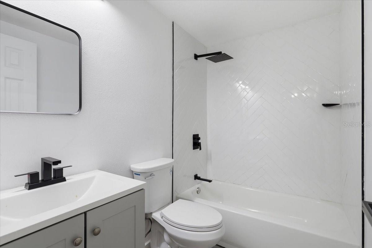 FERN CLIFF - Residential