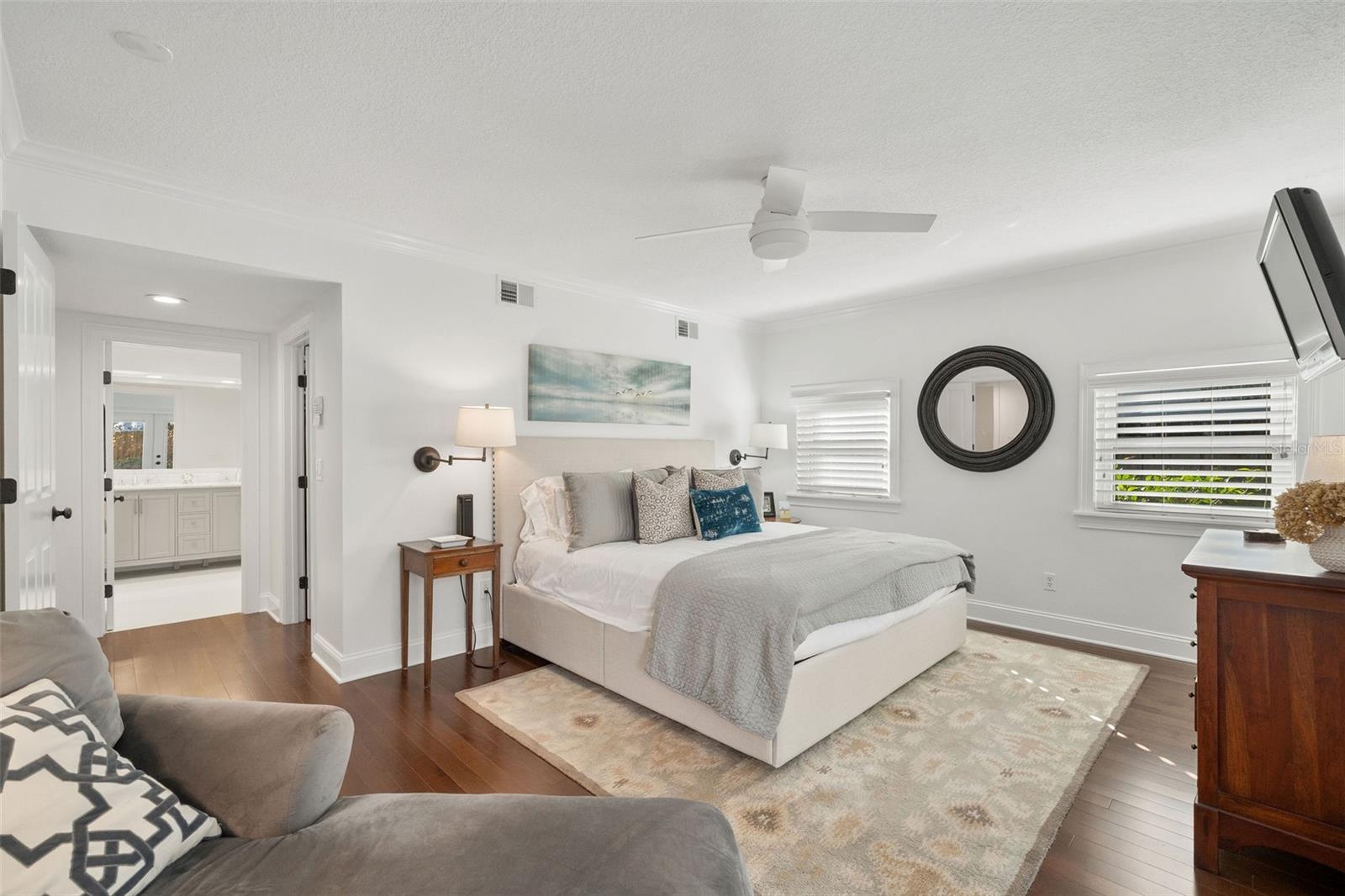 EDGEWATER HEIGTHS - Residential