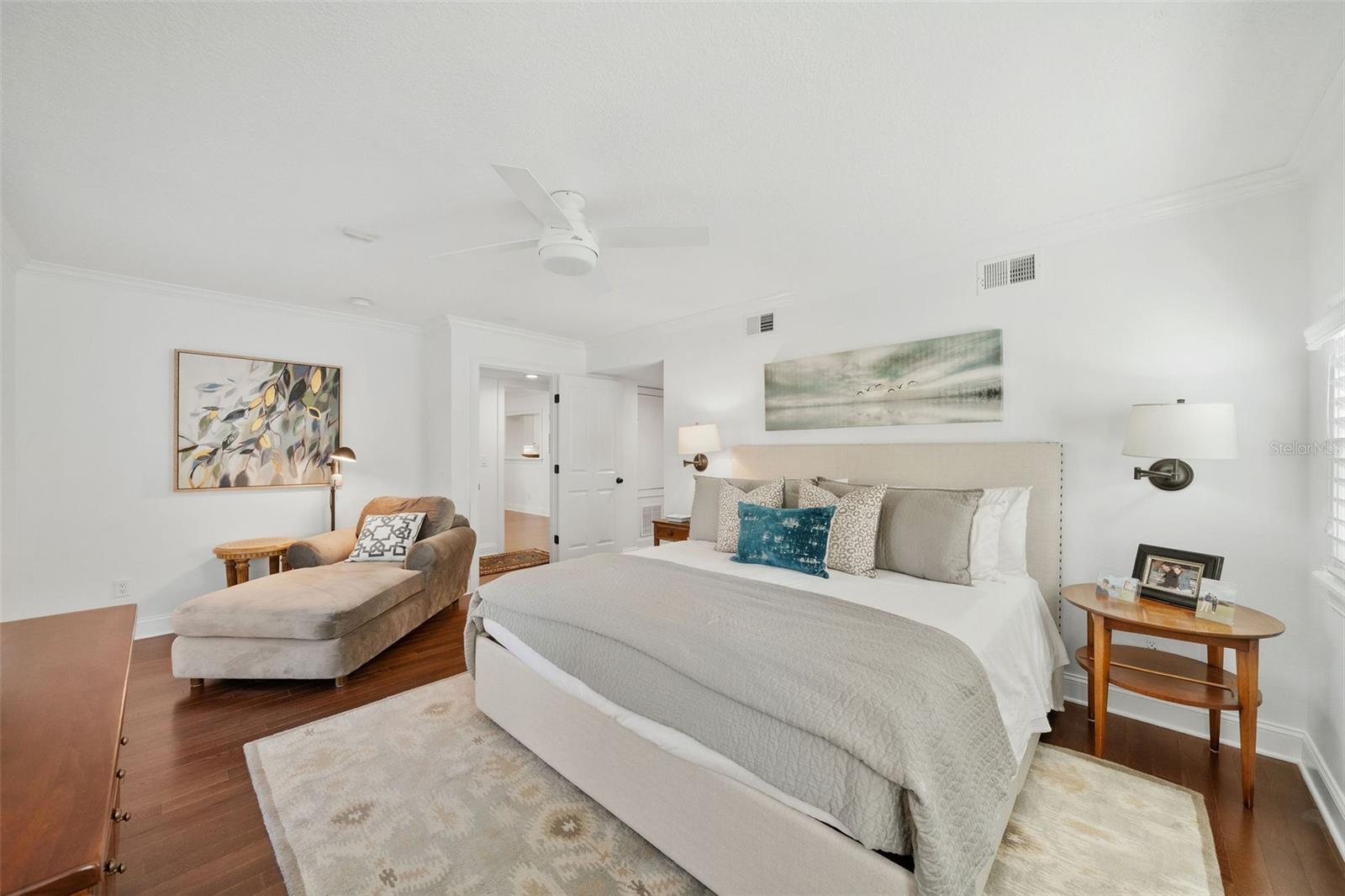 EDGEWATER HEIGTHS - Residential