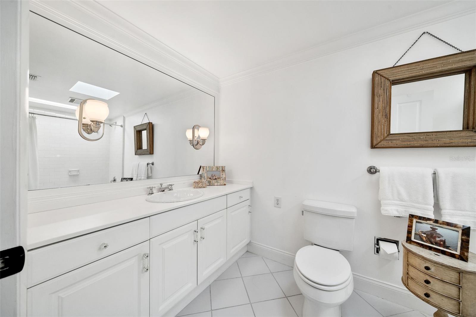 EDGEWATER HEIGTHS - Residential