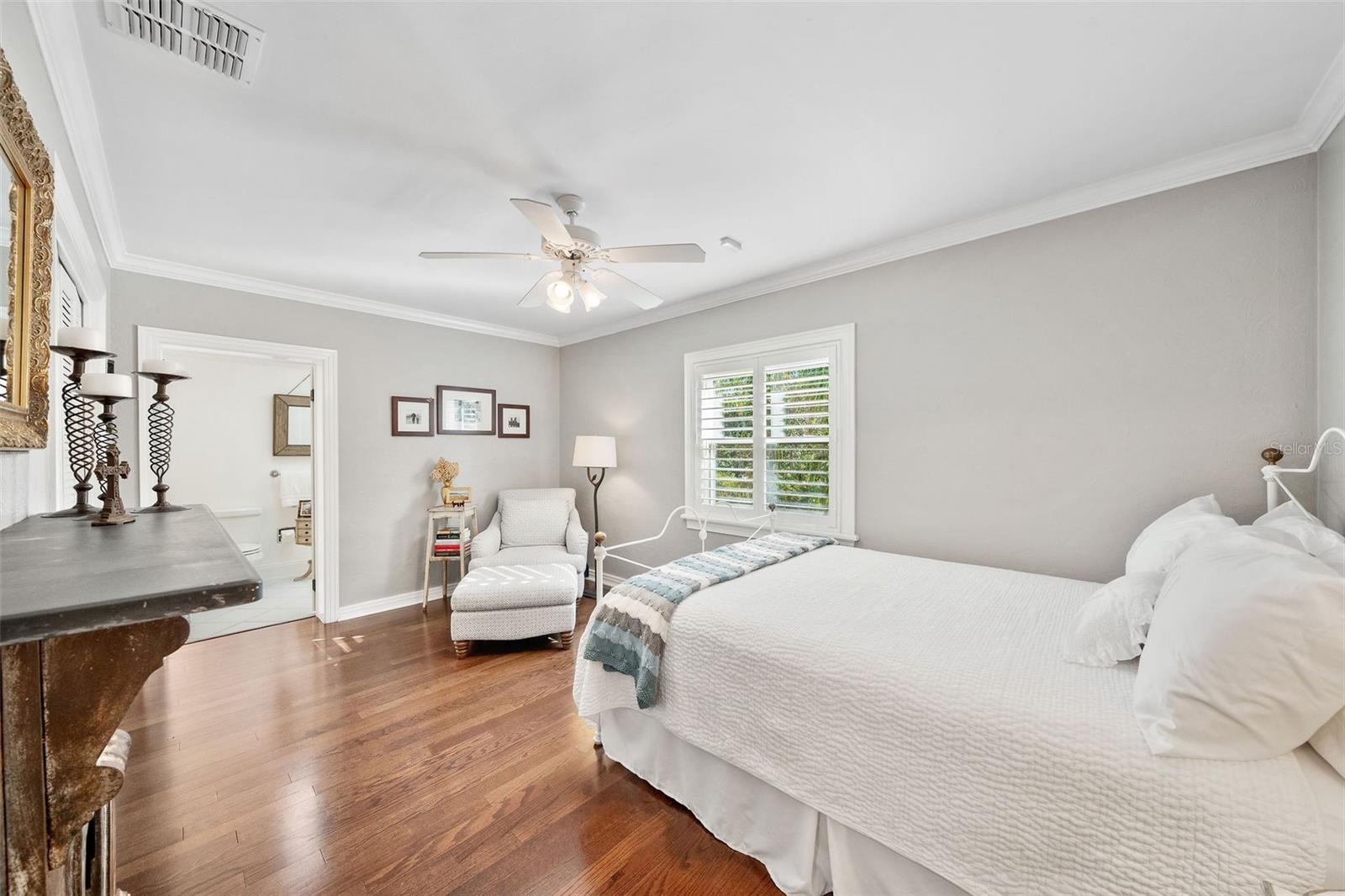 EDGEWATER HEIGTHS - Residential