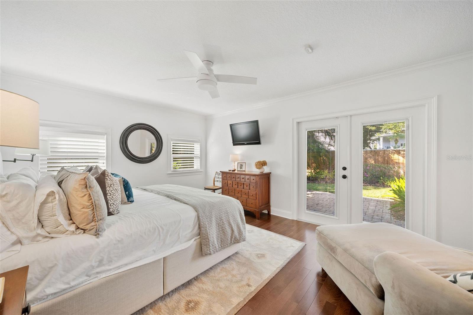 EDGEWATER HEIGTHS - Residential