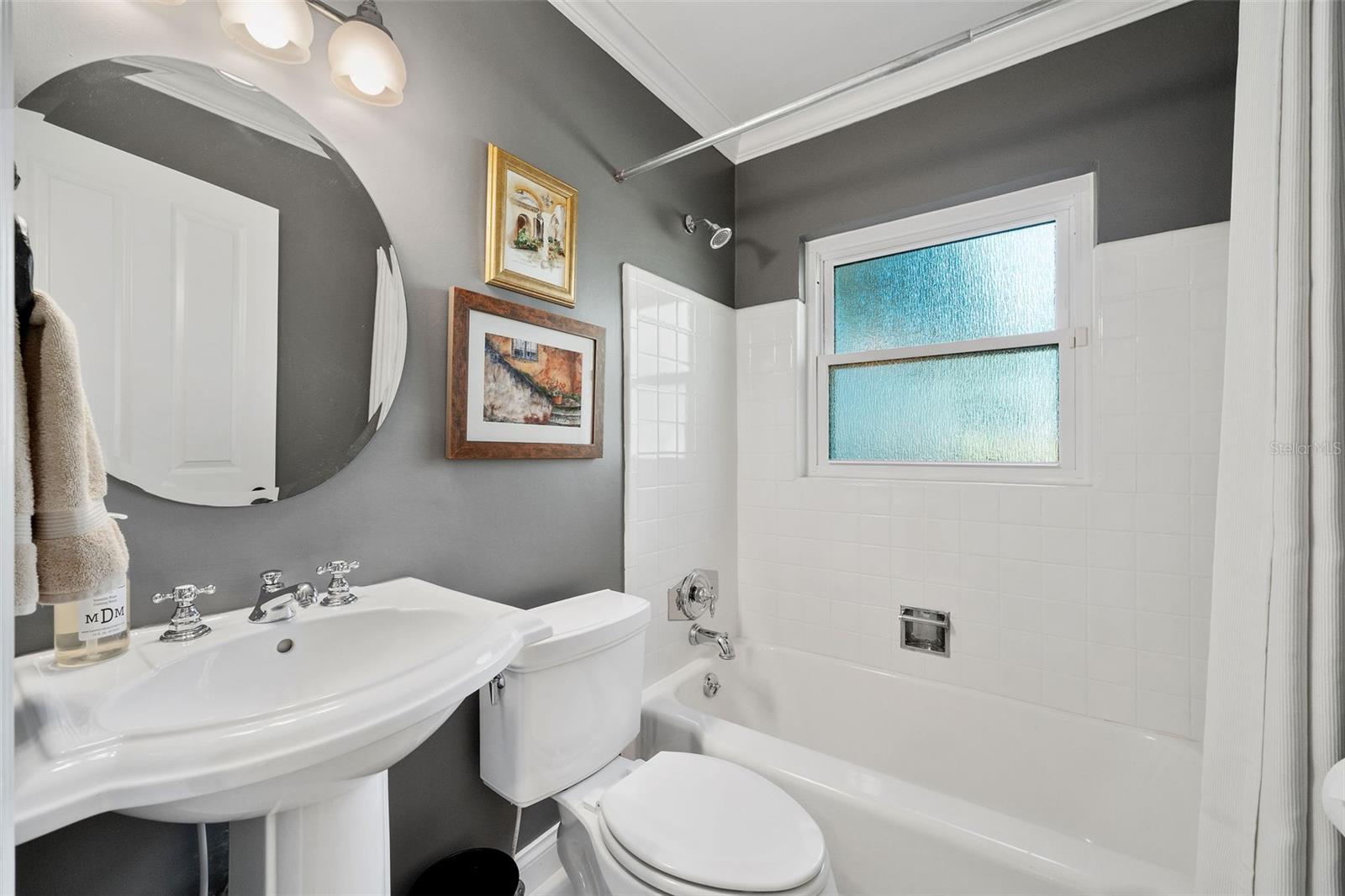 EDGEWATER HEIGTHS - Residential