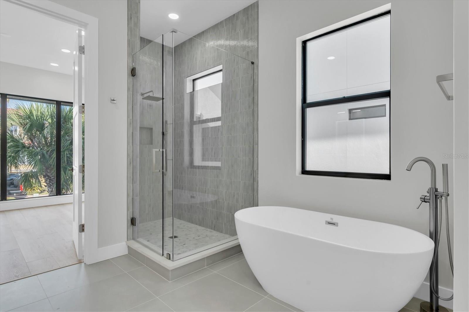 SKIMMER POINT PH III - Residential