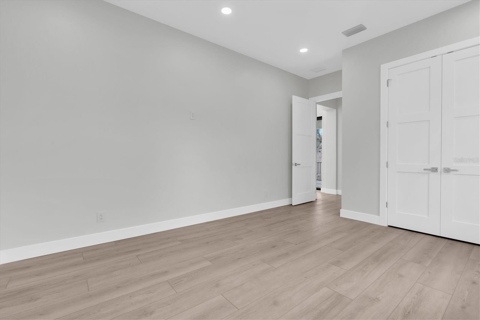 SKIMMER POINT PH III - Residential