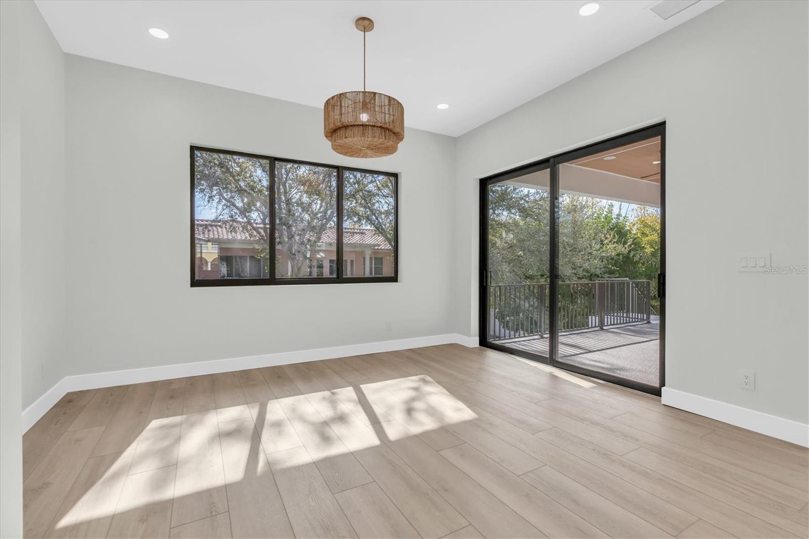 SKIMMER POINT PH III - Residential