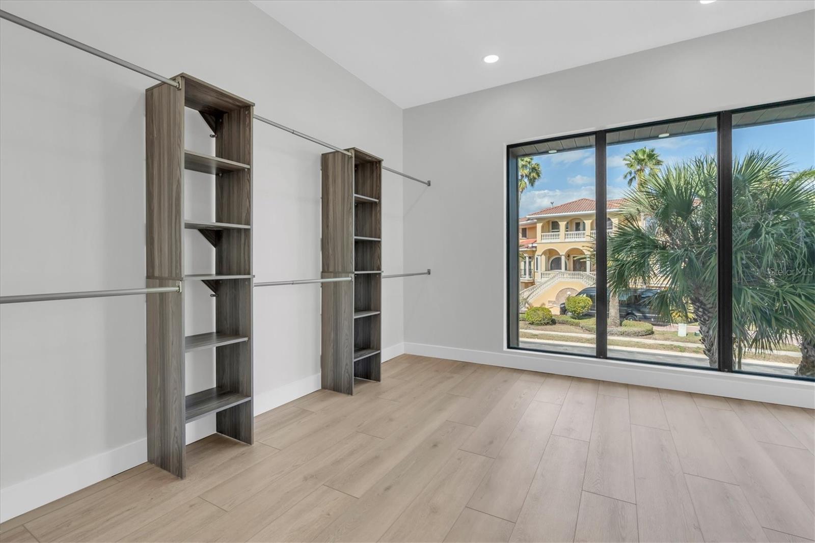 SKIMMER POINT PH III - Residential