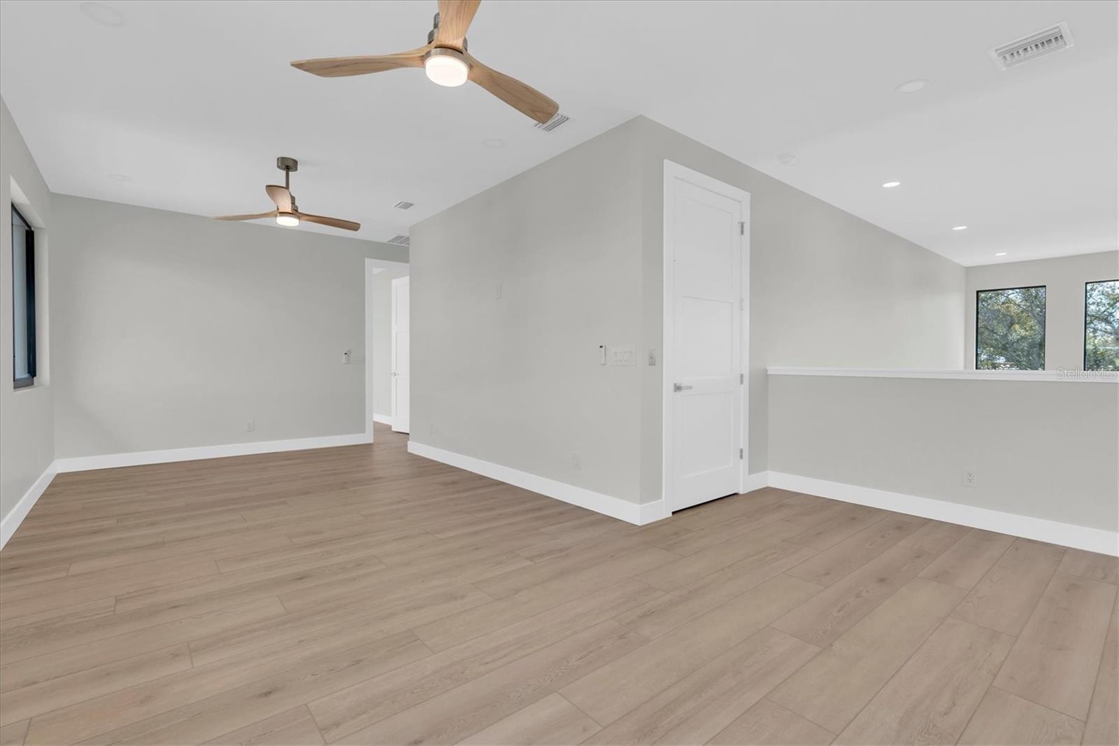 SKIMMER POINT PH III - Residential