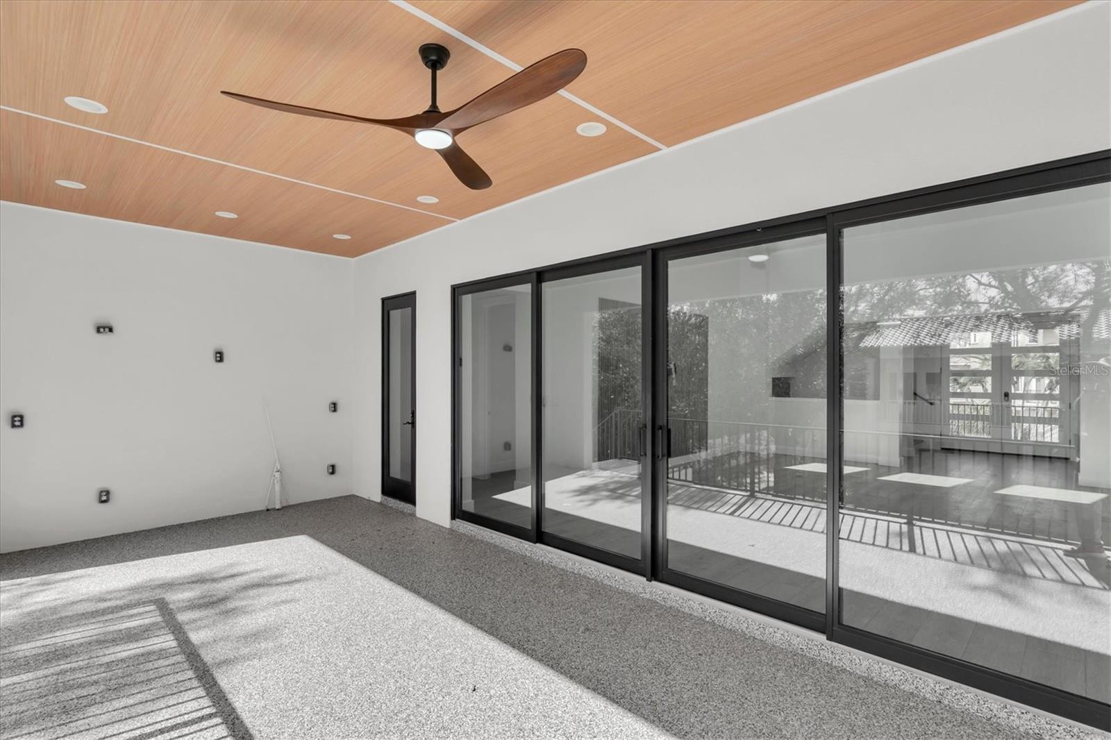 SKIMMER POINT PH III - Residential