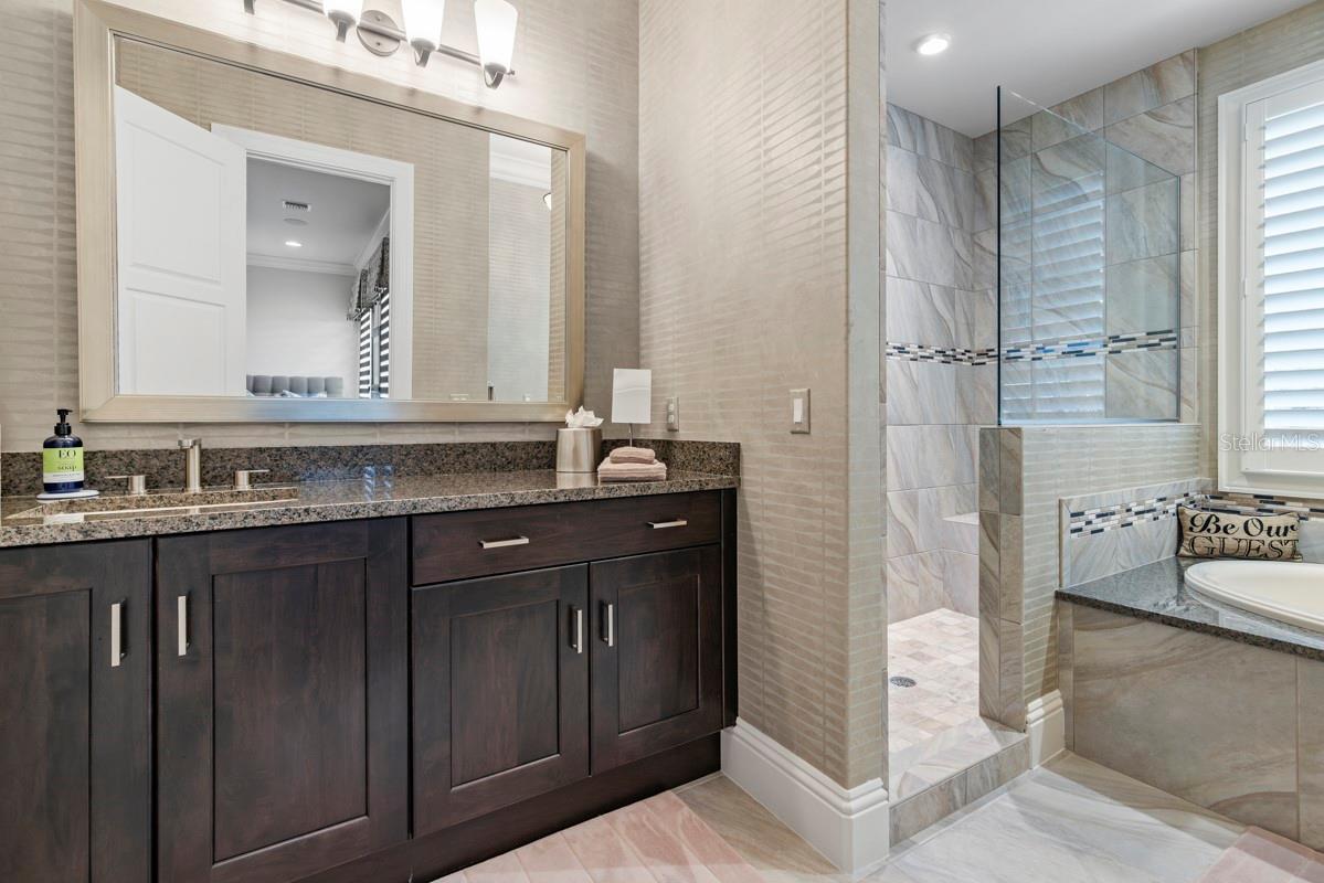 GOLDEN OAK PH 01C - Residential