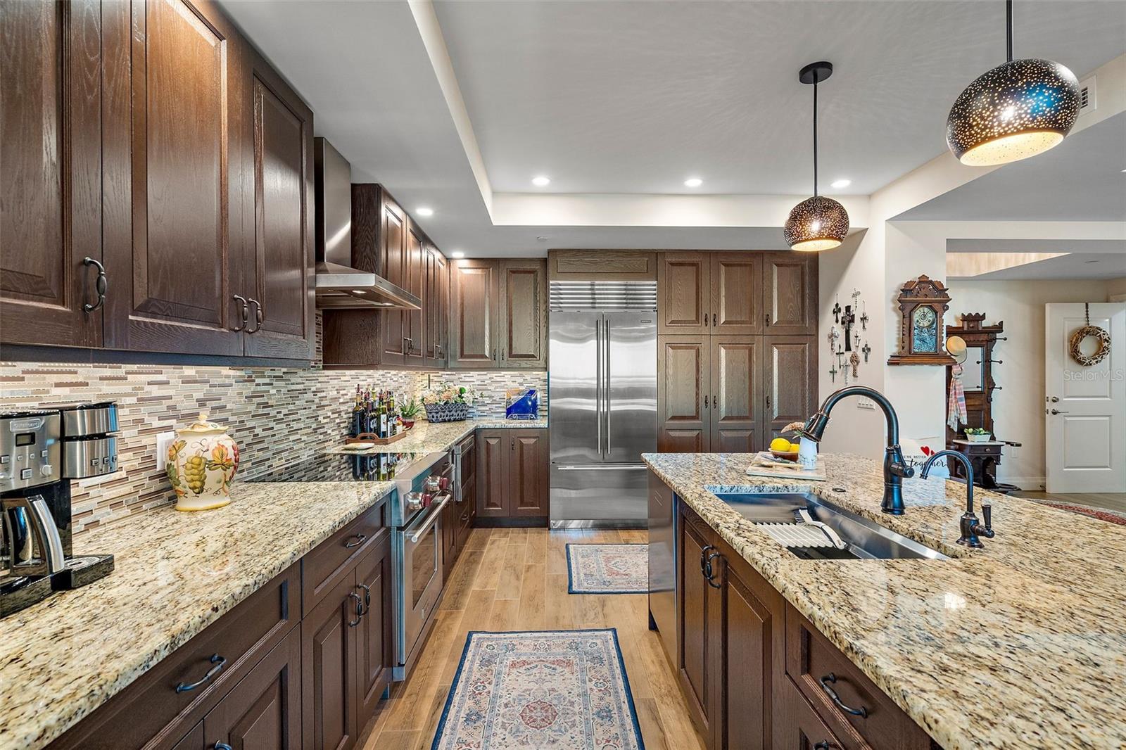 SUNSET POINTE AT COLLANY KEY III CONDO - Residential