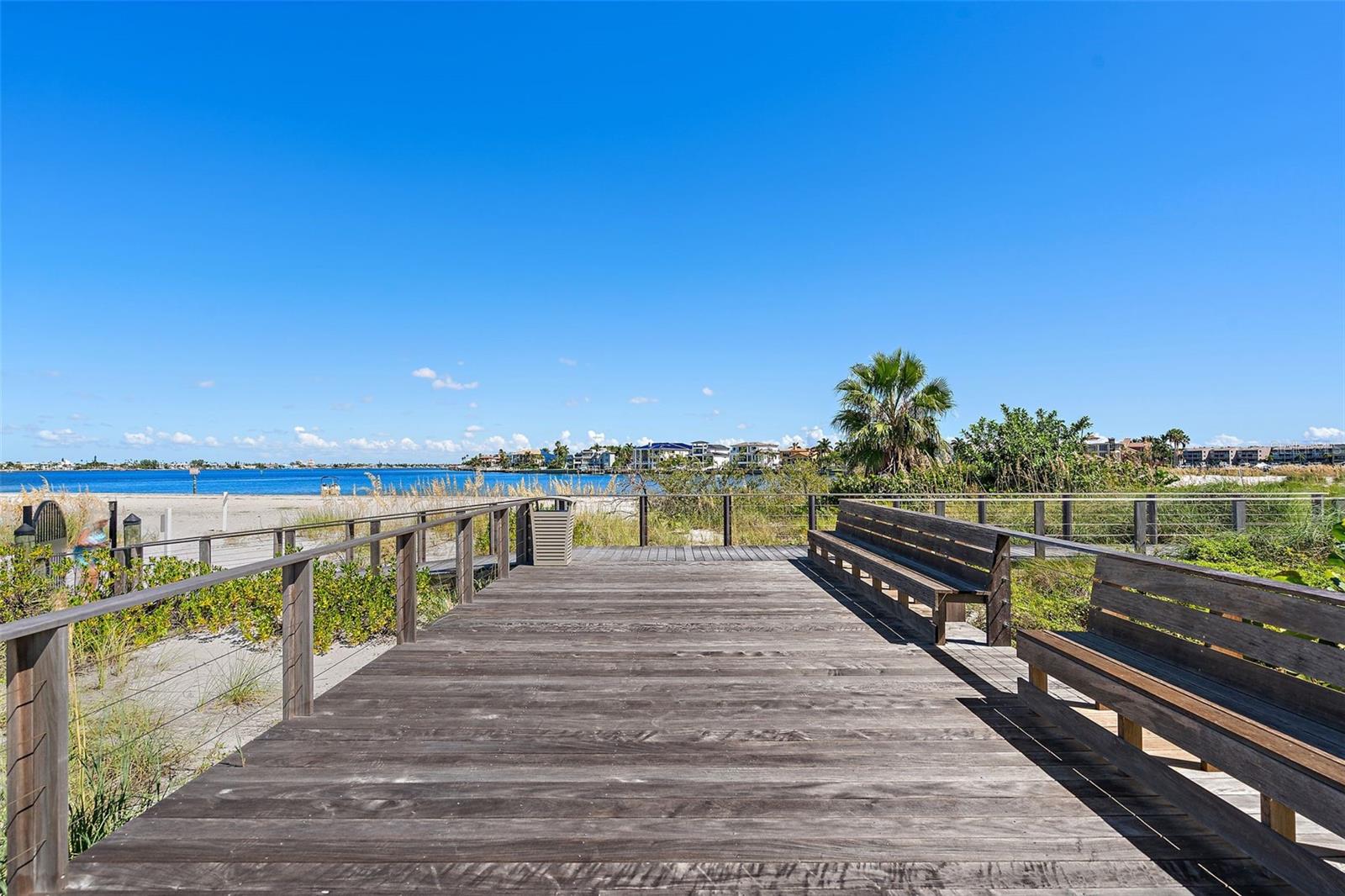 SUNSET POINTE AT COLLANY KEY III CONDO - Residential