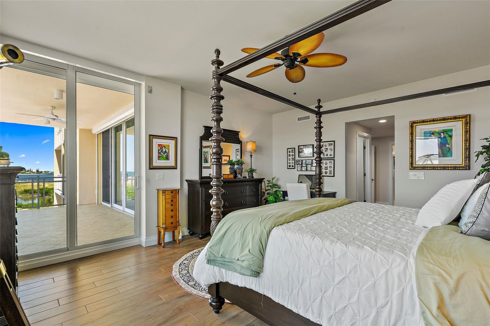 SUNSET POINTE AT COLLANY KEY III CONDO - Residential