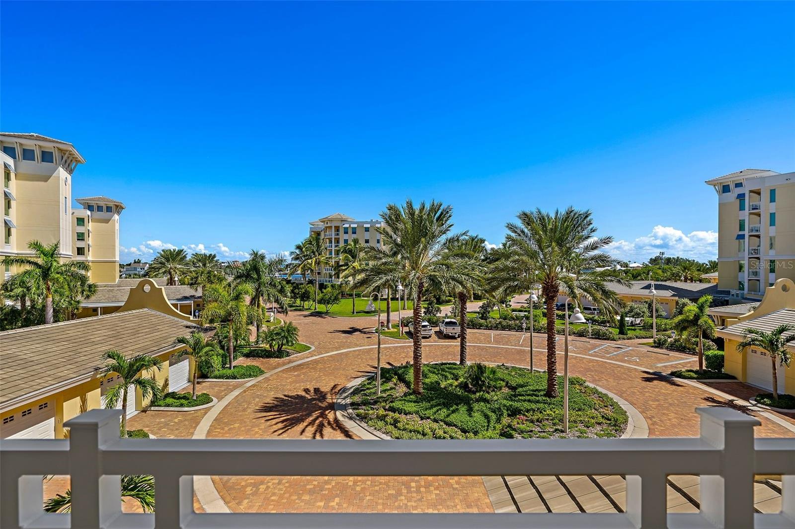 SUNSET POINTE AT COLLANY KEY III CONDO - Residential