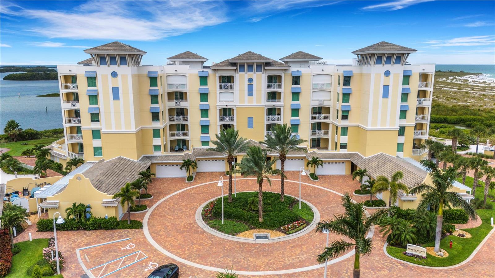 795 COLLANY ROAD 304