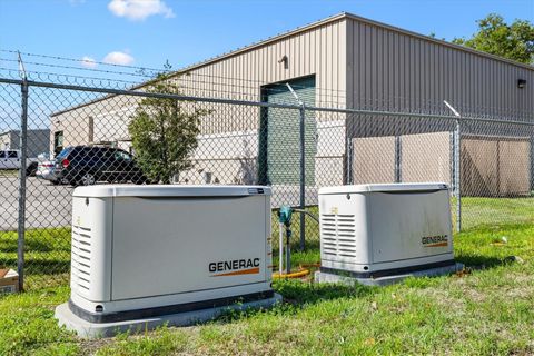 Tiny photo for 1818 Greenleaf Lane, Leesburg, FL 34748 (MLS # G5110546)