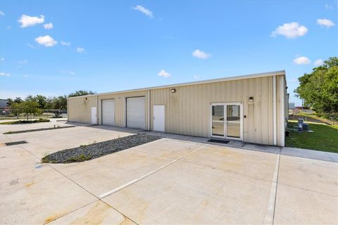 Tiny photo for 1818 Greenleaf Lane, Leesburg, FL 34748 (MLS # G5110546)