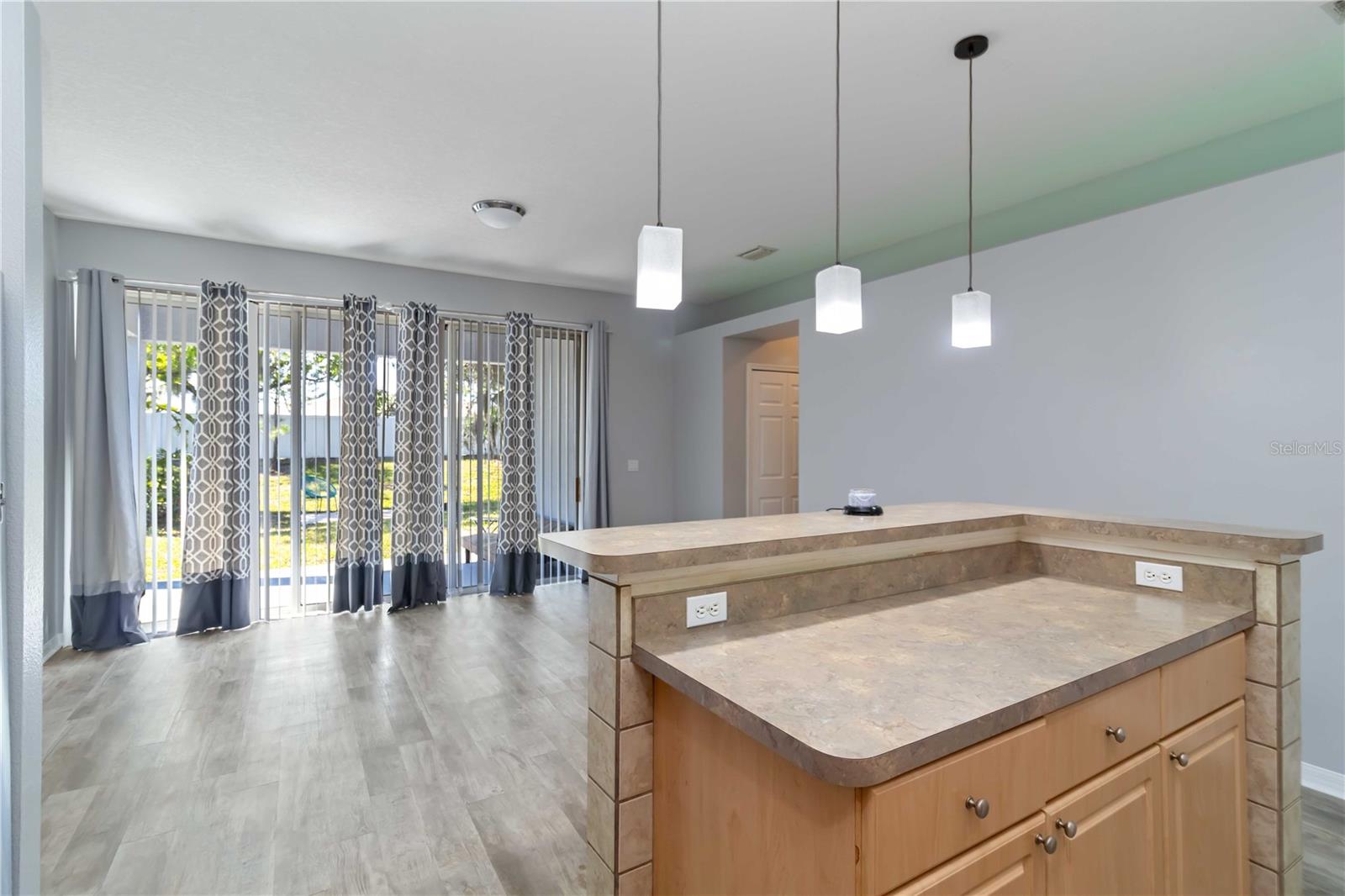 SILVERLAKE - Residential