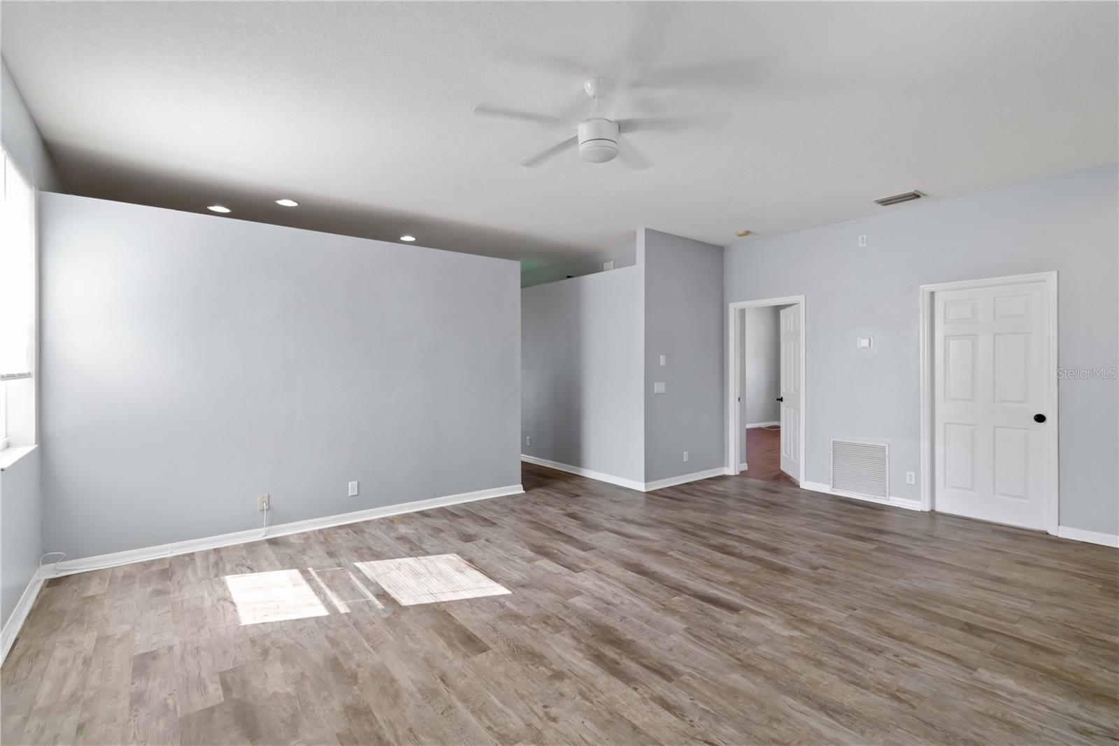 SILVERLAKE - Residential