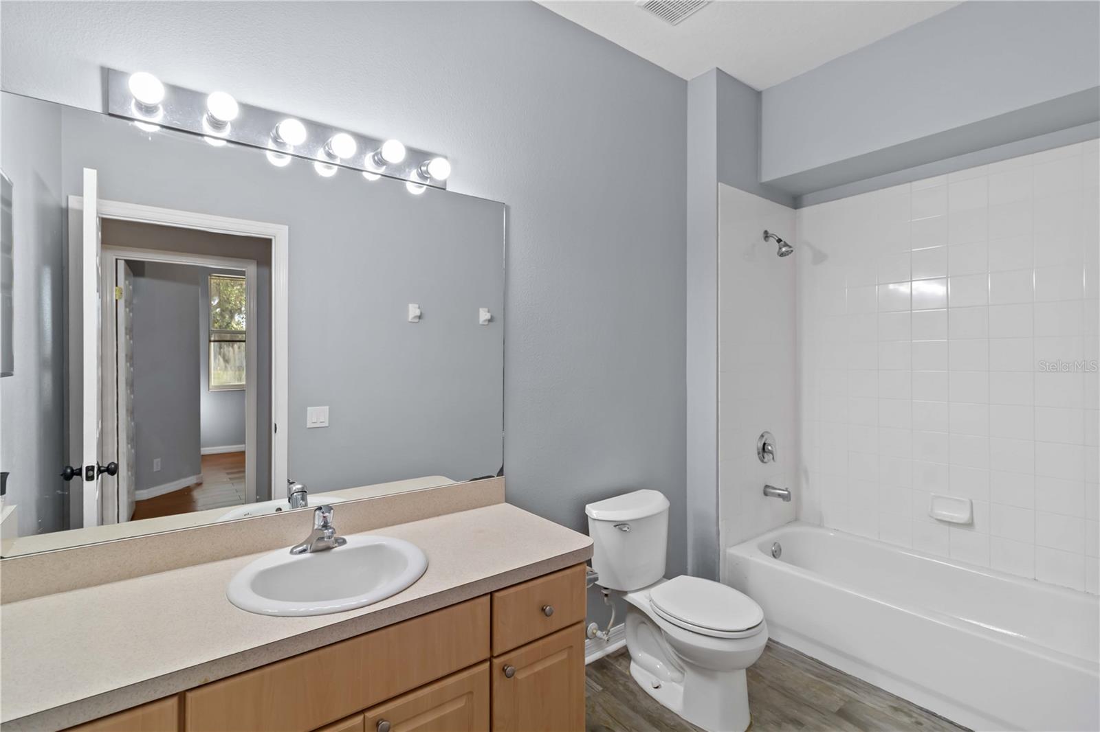 SILVERLAKE - Residential