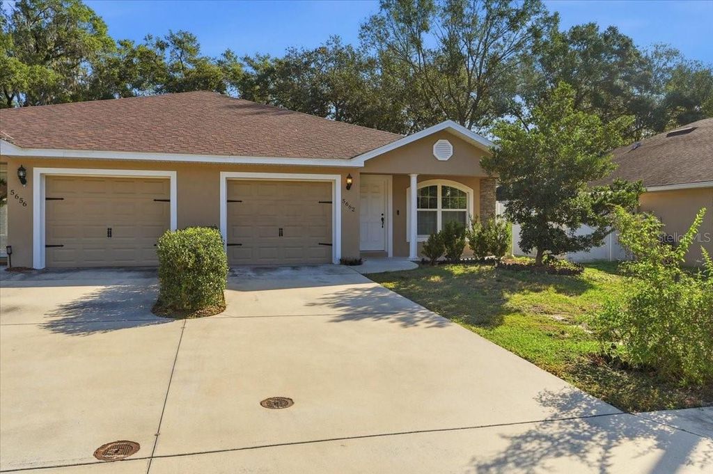Photo of 5662 Tower Palms Lane, Lakeland, FL 33811 (MLS # TB8457478)