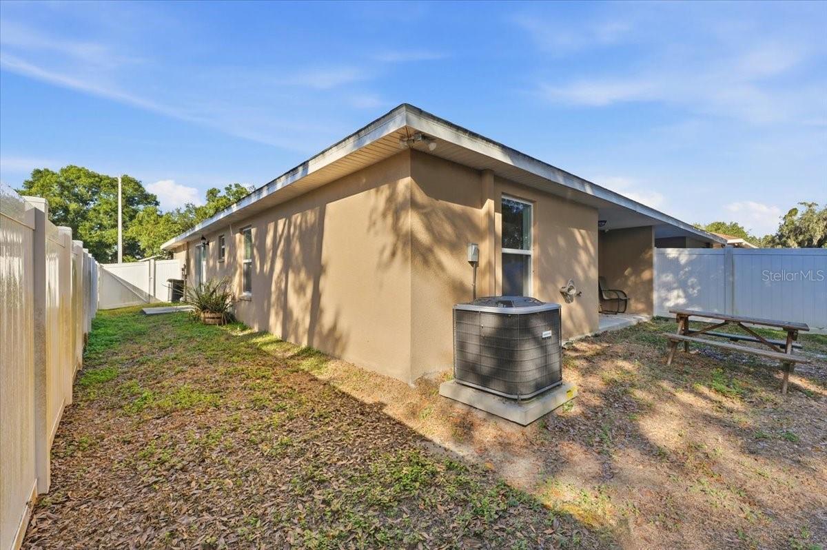 TOWER PALMS - Residential