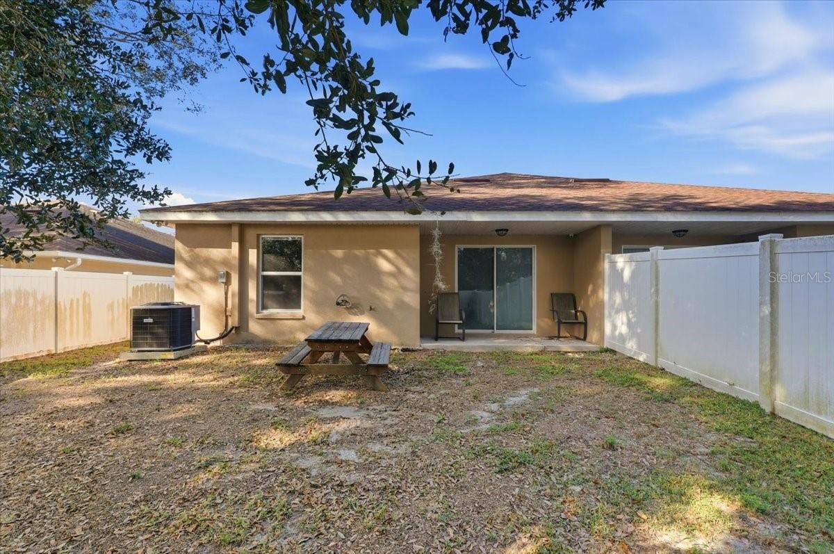 TOWER PALMS - Residential