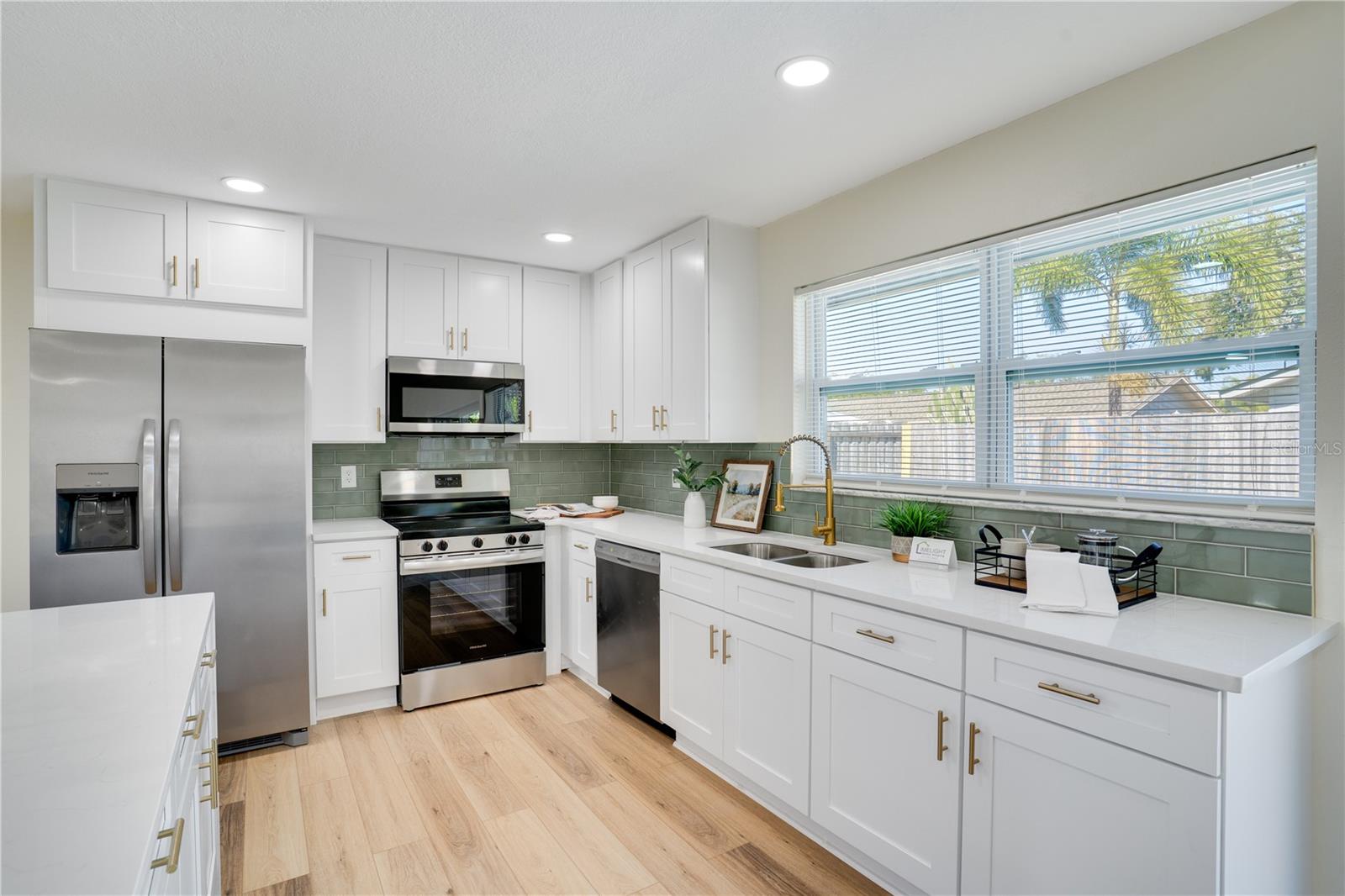 DEL PRADO IMPERIAL - Residential