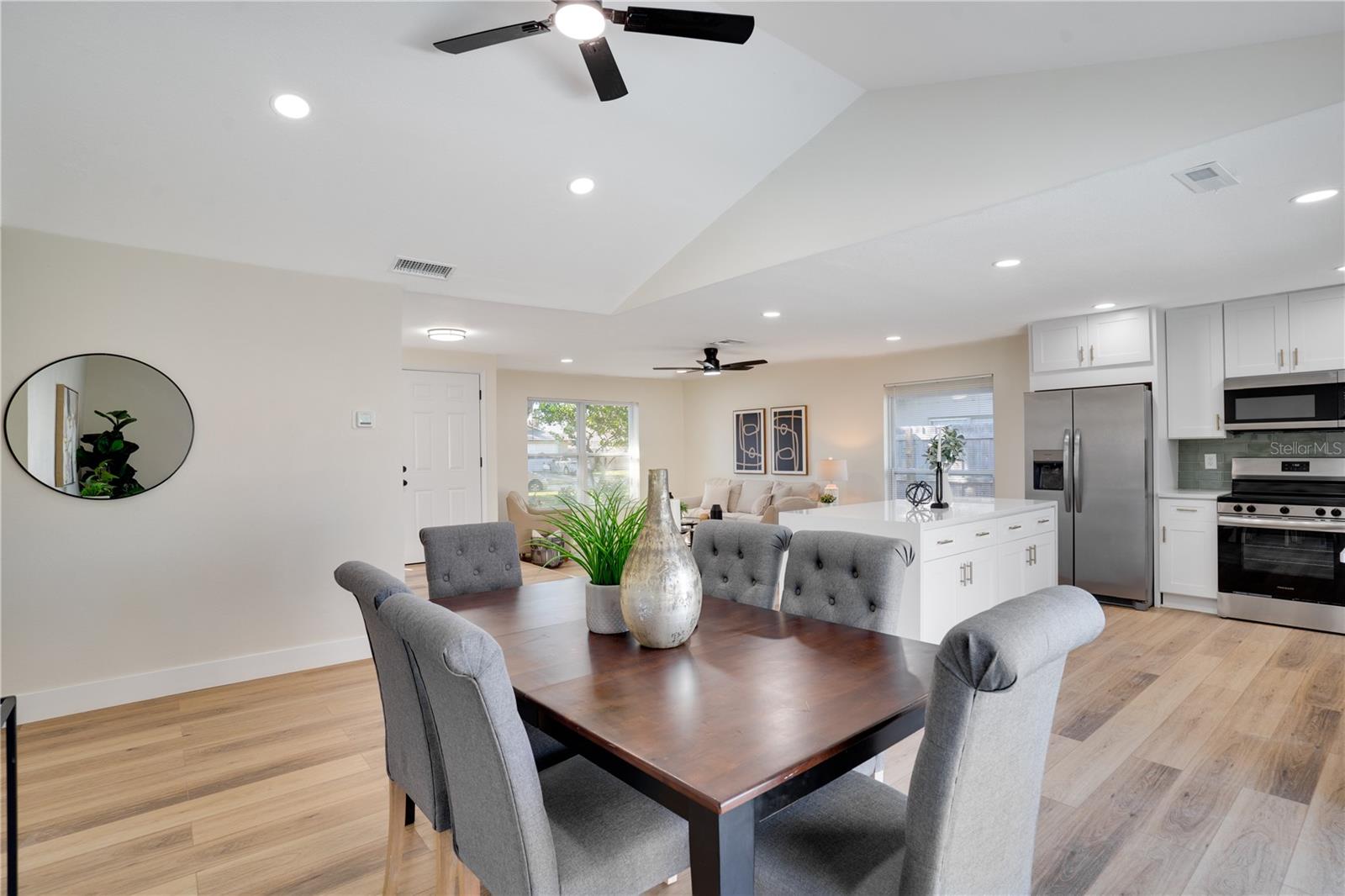 DEL PRADO IMPERIAL - Residential