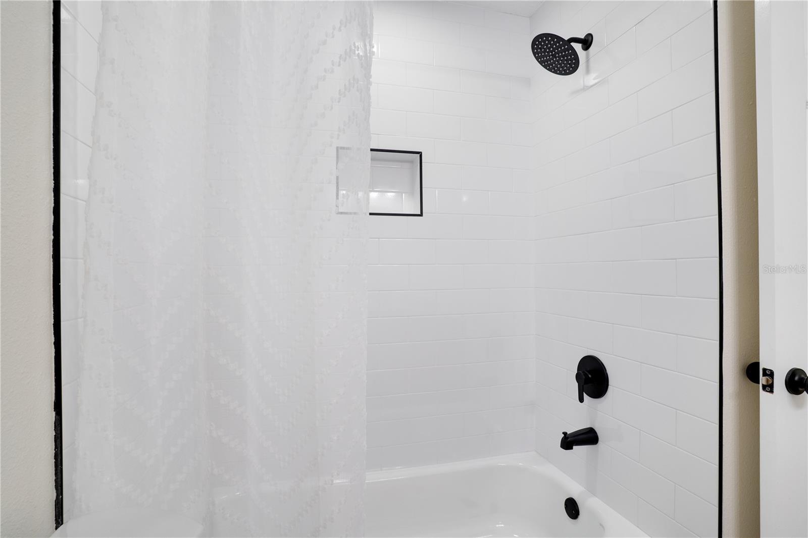 DEL PRADO IMPERIAL - Residential