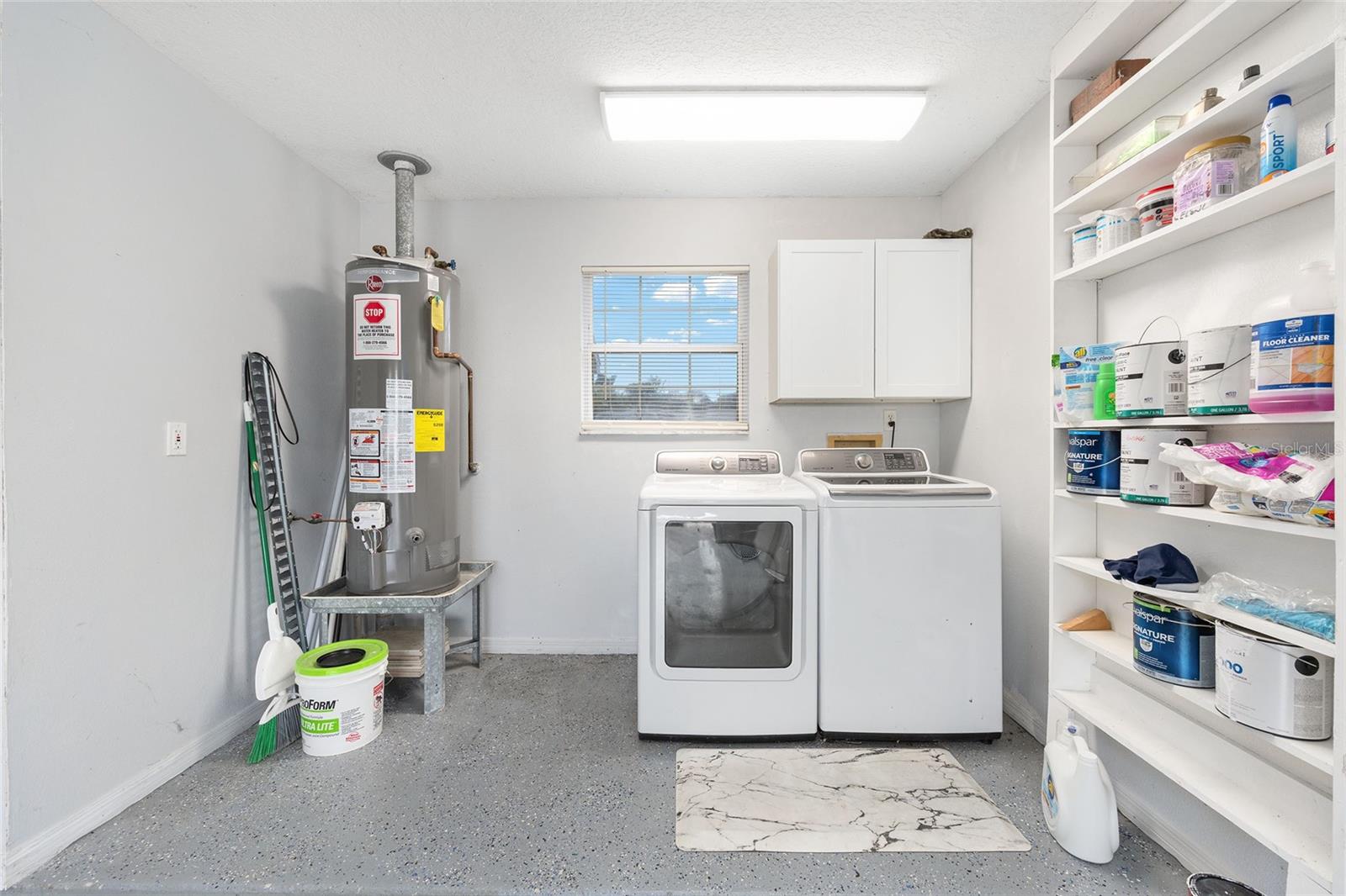 LEESBURG BEVERLY HARBORS 02 CONDO - Residential