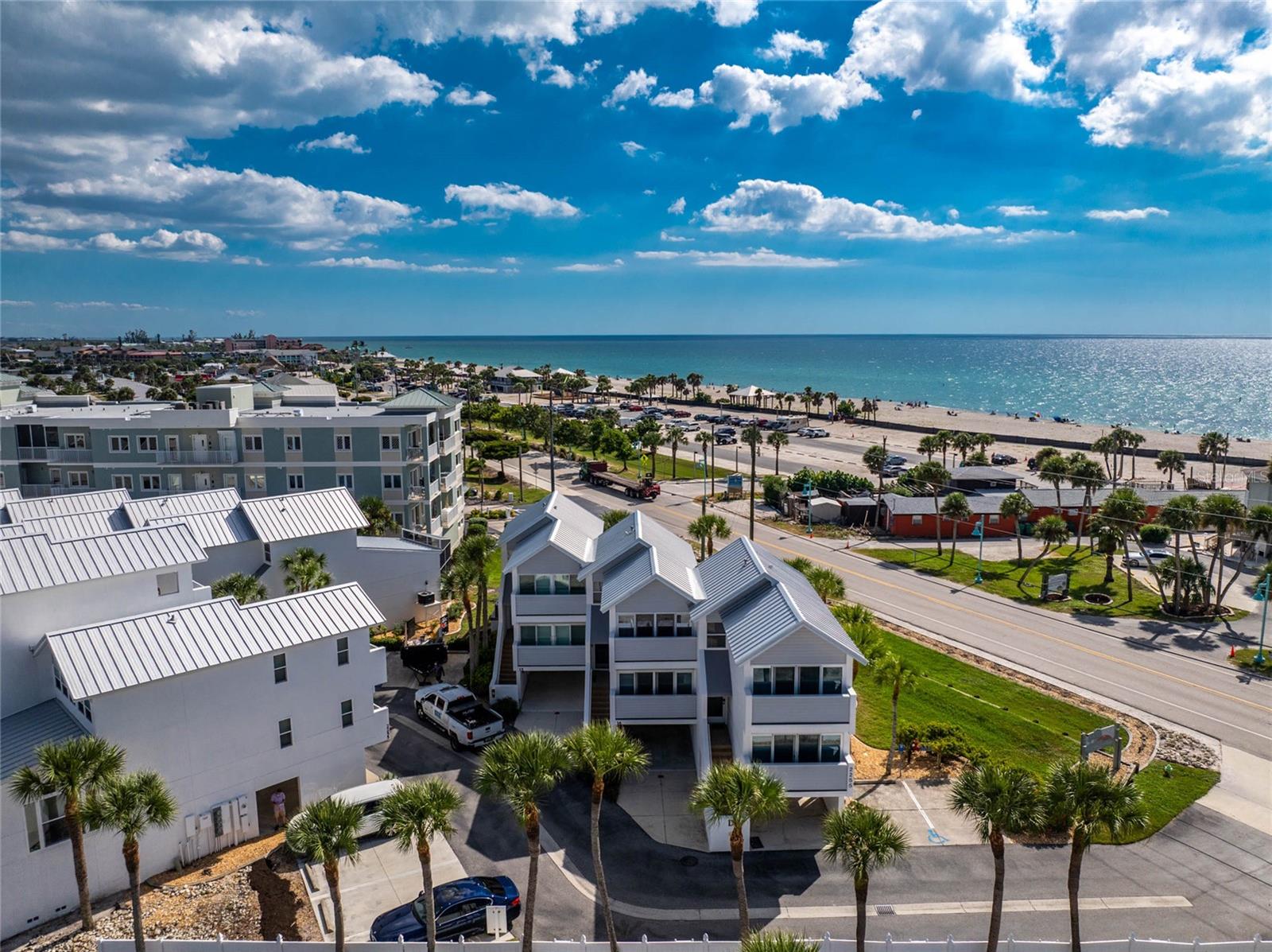 LIVE OAK LANDINGS PH 04 - Residential