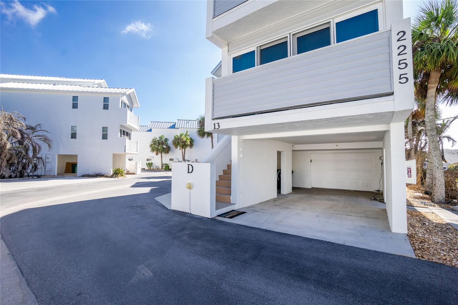 LIVE OAK LANDINGS PH 04 - Residential