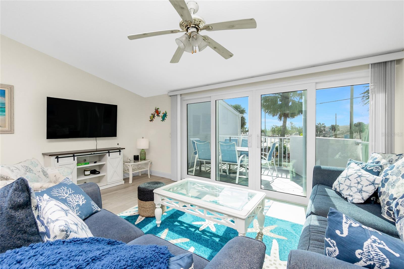 LIVE OAK LANDINGS PH 04 - Residential