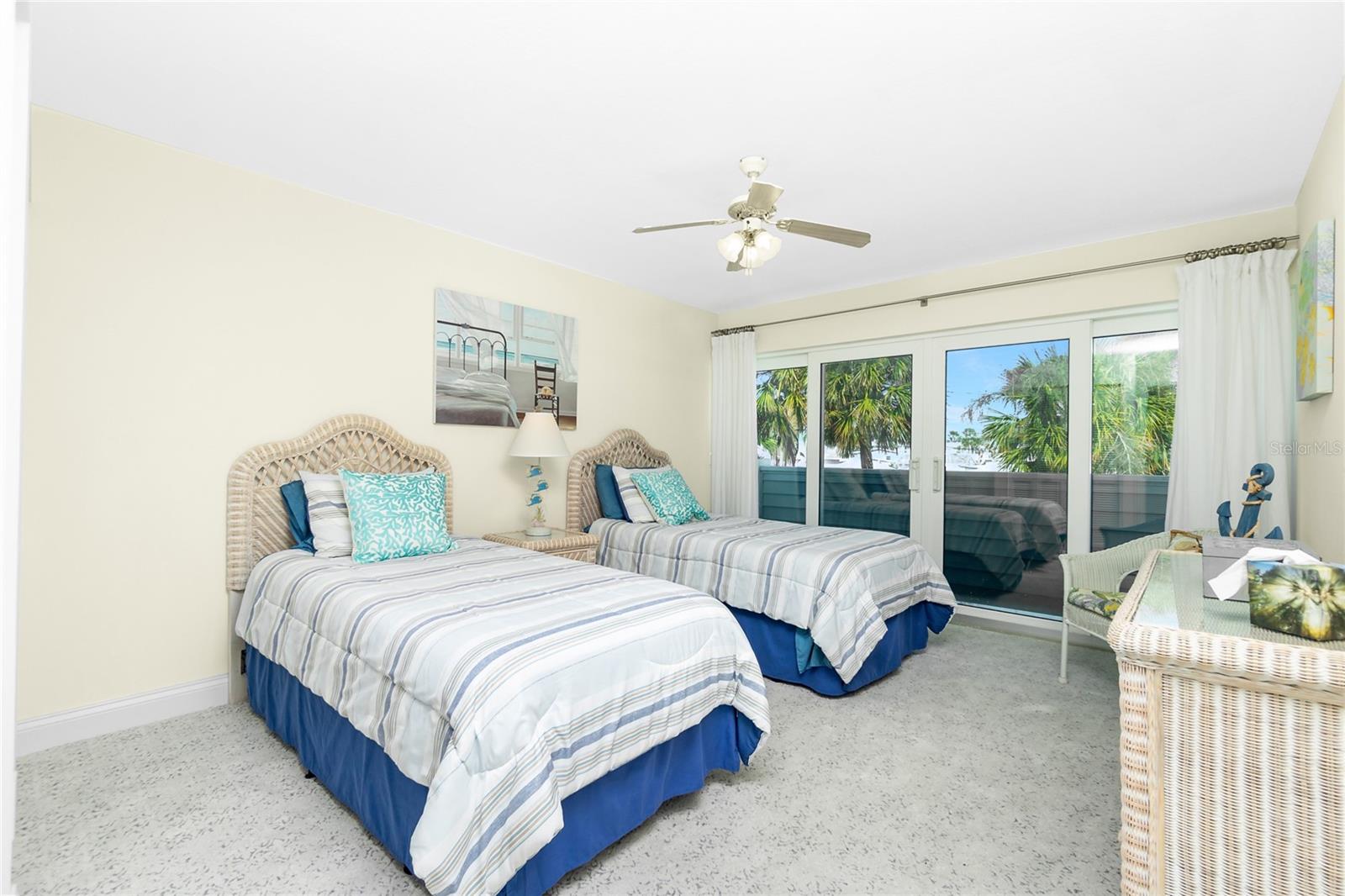 LIVE OAK LANDINGS PH 04 - Residential