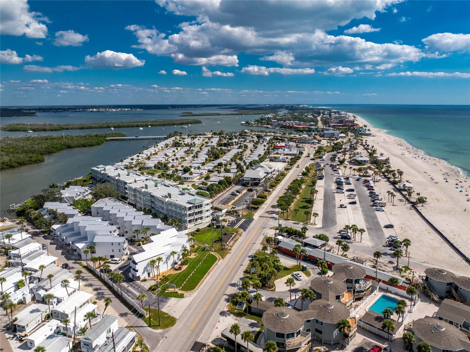 LIVE OAK LANDINGS PH 04 - Residential