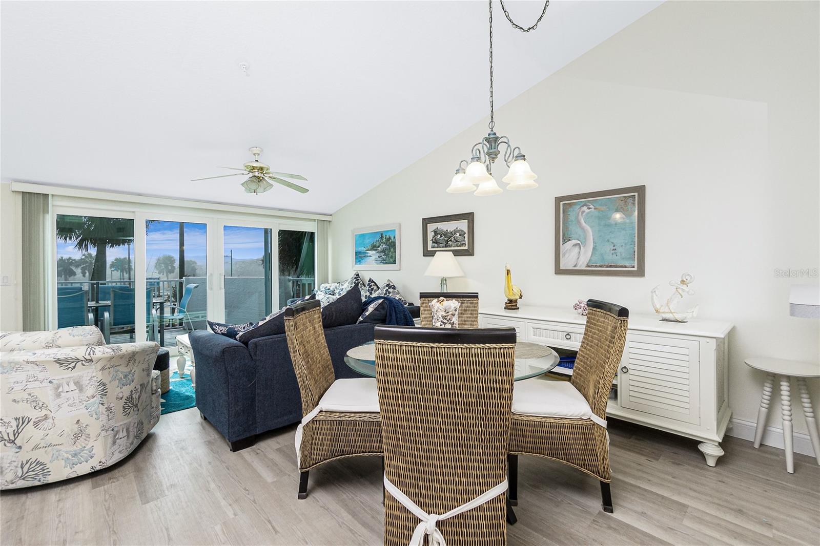 LIVE OAK LANDINGS PH 04 - Residential