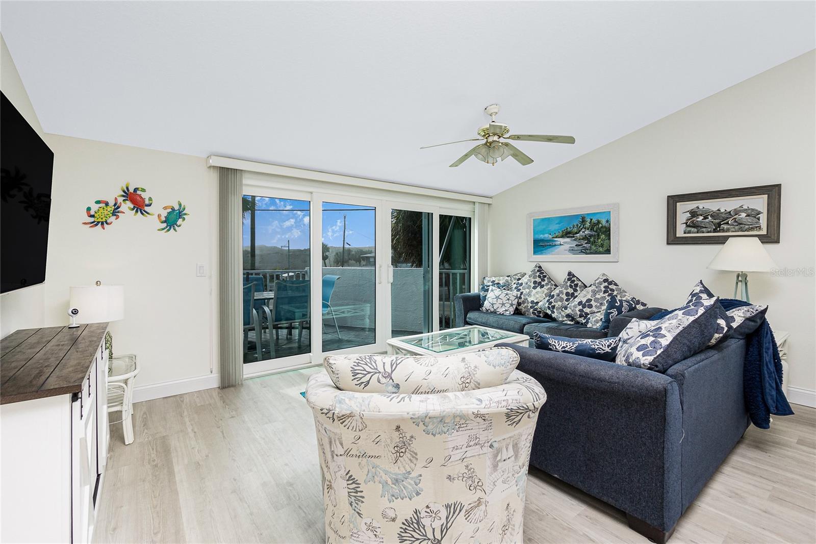LIVE OAK LANDINGS PH 04 - Residential