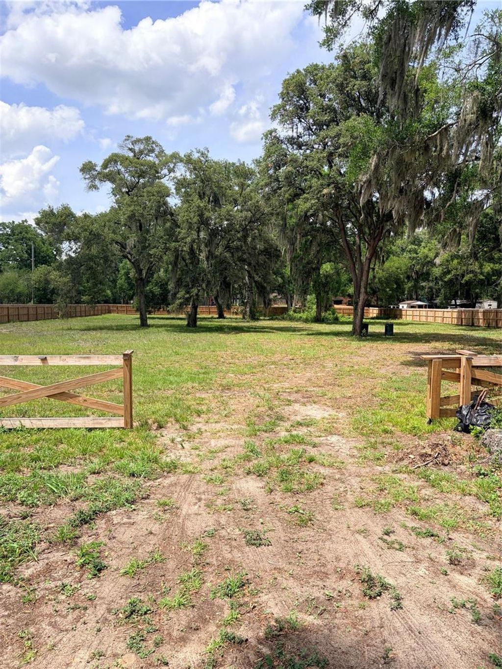 Photo of Brooker, Brandon, FL 33511 (MLS # TB8505311)