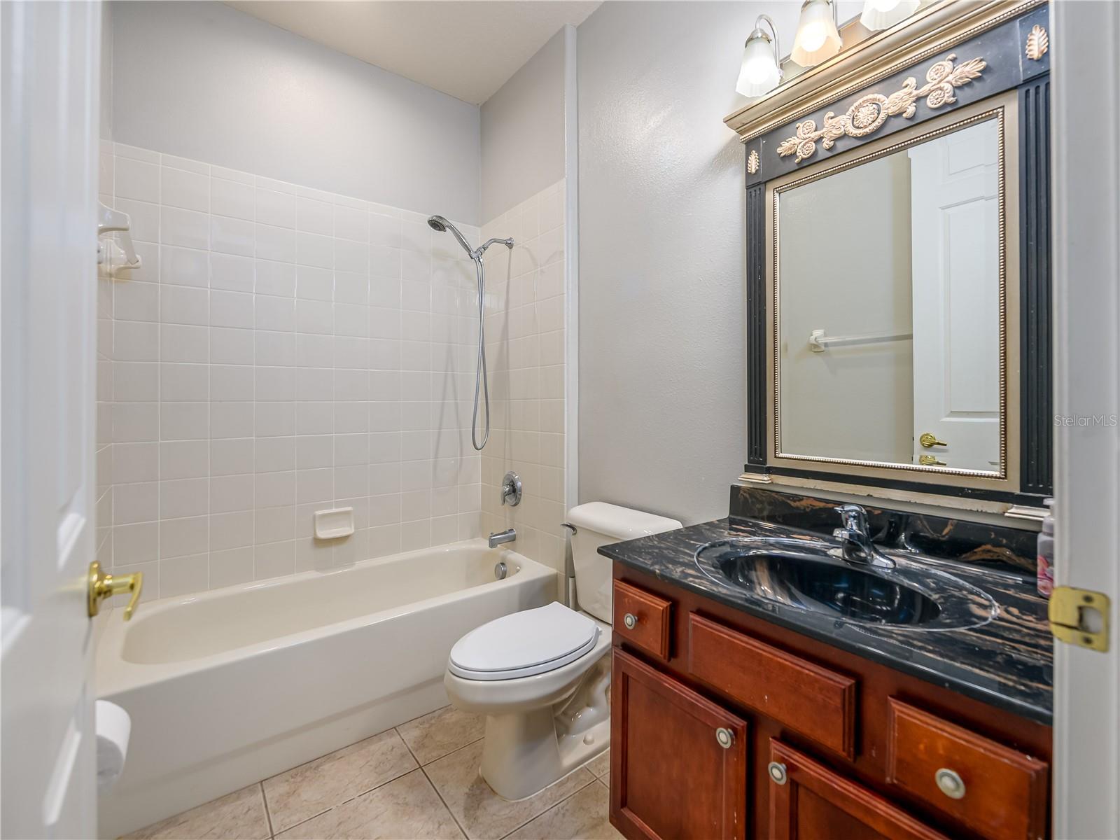 GRAND HAMPTON - Residential