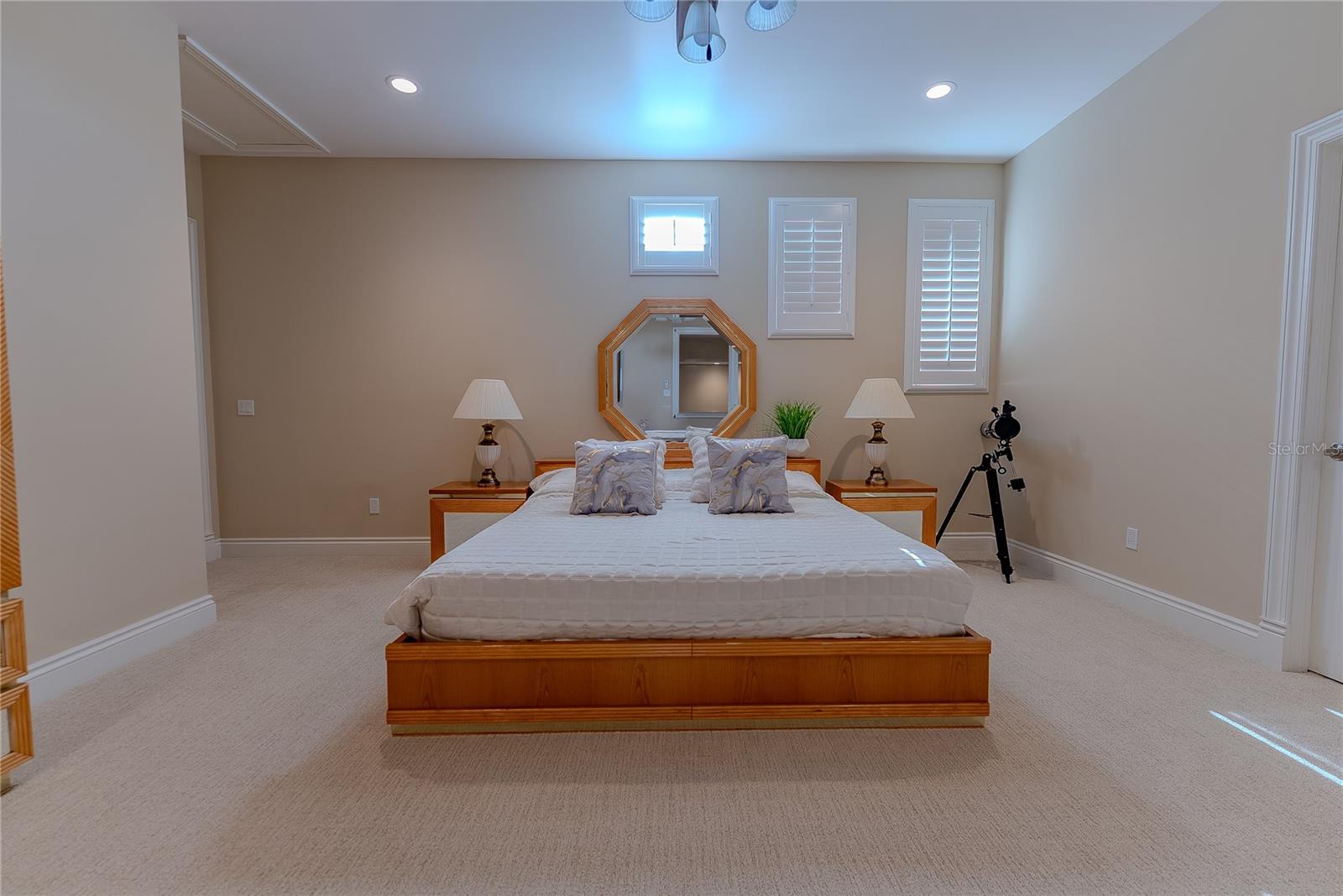 BELLEAIR BEACH YACHT CLUB ESTATES - Residential